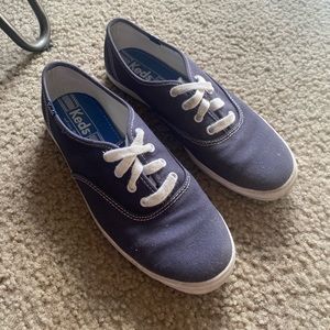 New Navy Keds 6.5 womens